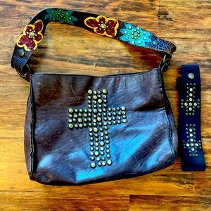 Two Bar West purse with extra strap